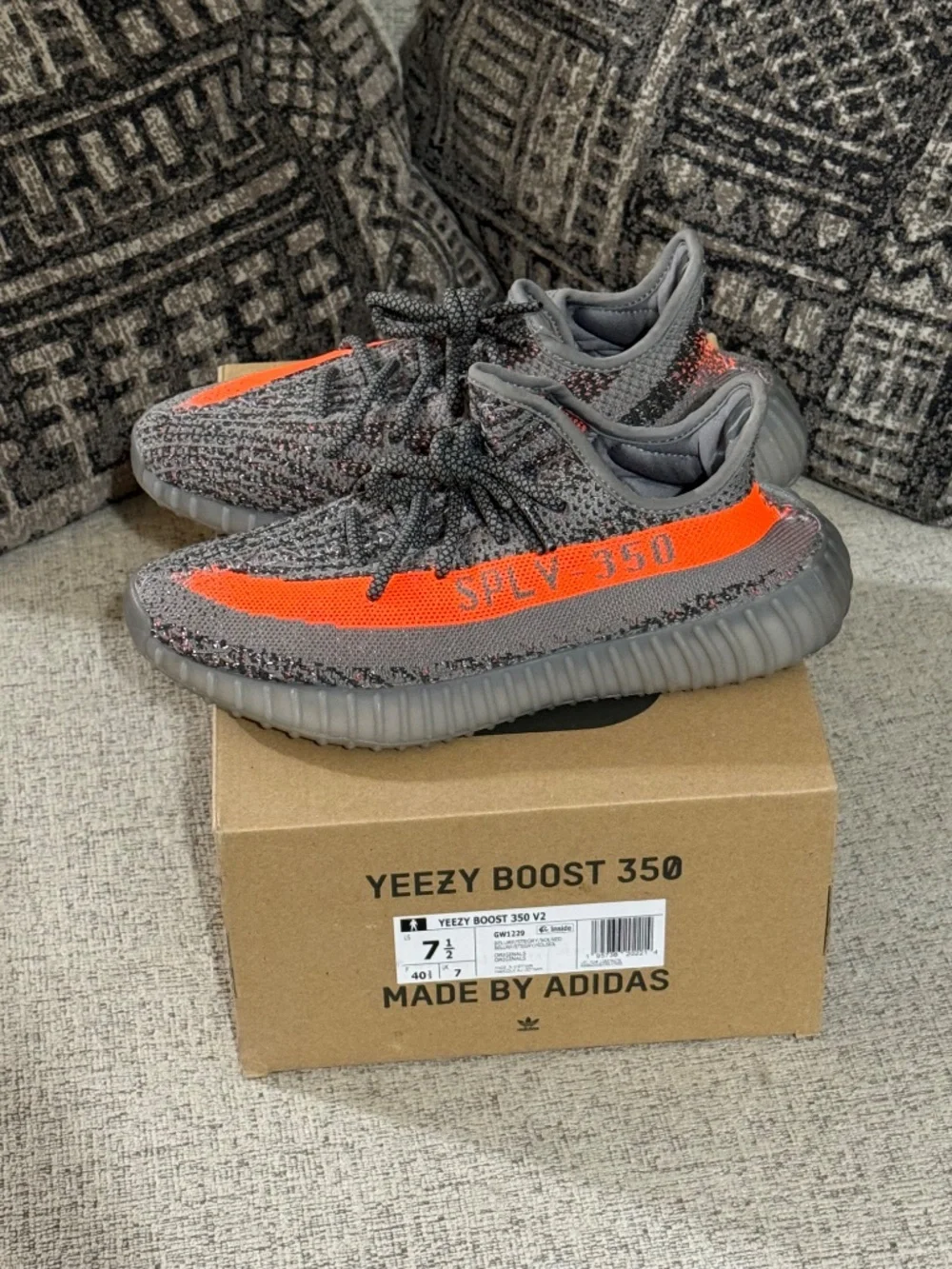 Adidas Yeezy Beluga V2